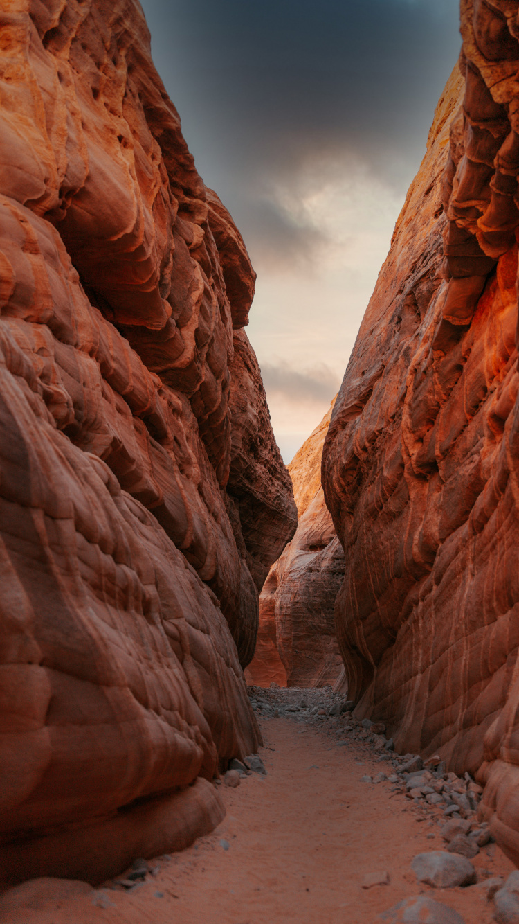 Cloud, Ecoregion, Bedrock, Natural Landscape, Landscape. Wallpaper in 750x1334 Resolution