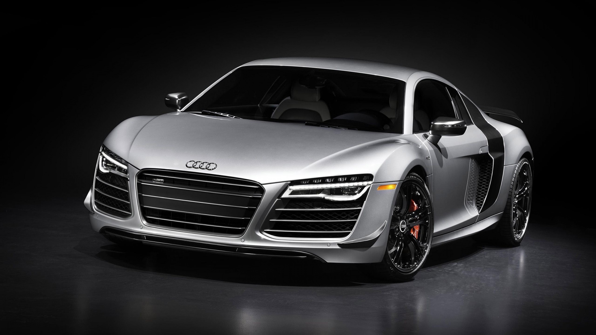 Mercedes Benz Clase c Plateado. Wallpaper in 1920x1080 Resolution