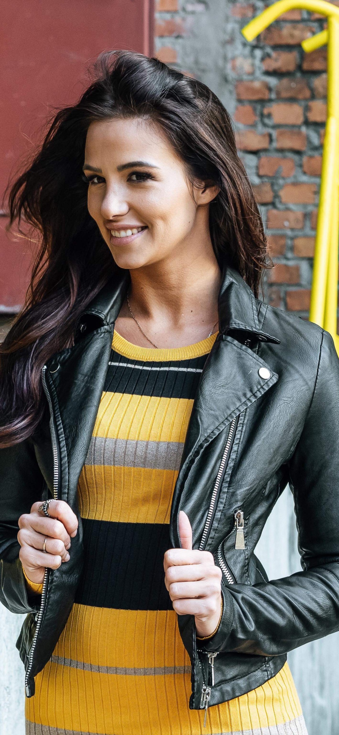 Jean, Gelb, Street Fashion, Kleidung, Jacke. Wallpaper in 1125x2436 Resolution