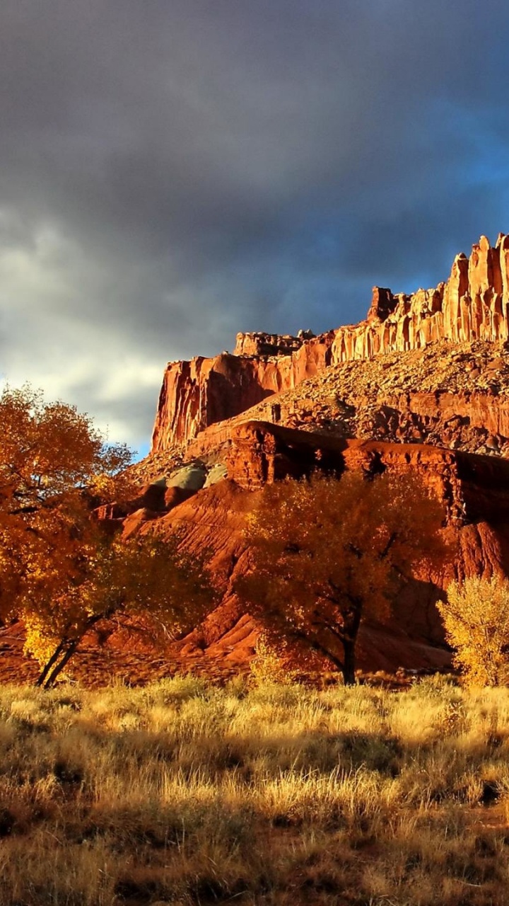 Brown Rock Formation Under Cloudy Sky During Daytime. Wallpaper in 720x1280 Resolution