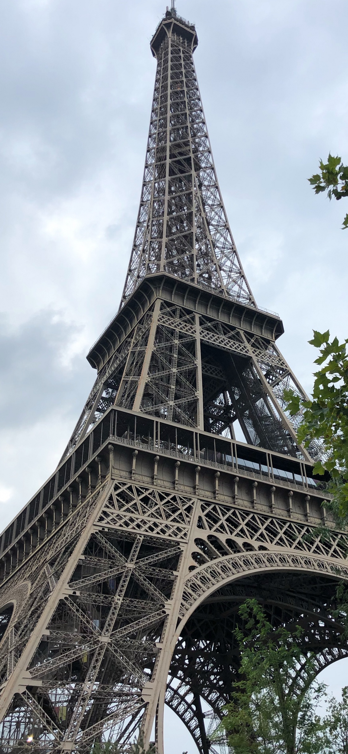 Paris, Eiffelturm, Gilles Brochier, Tower, Architektur. Wallpaper in 1125x2436 Resolution