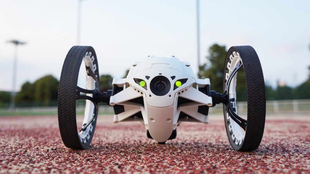 Drone, Parrot Minidrone Jumping, Wheel, Tire, Automotive Tire. Wallpaper in 1280x720 Resolution