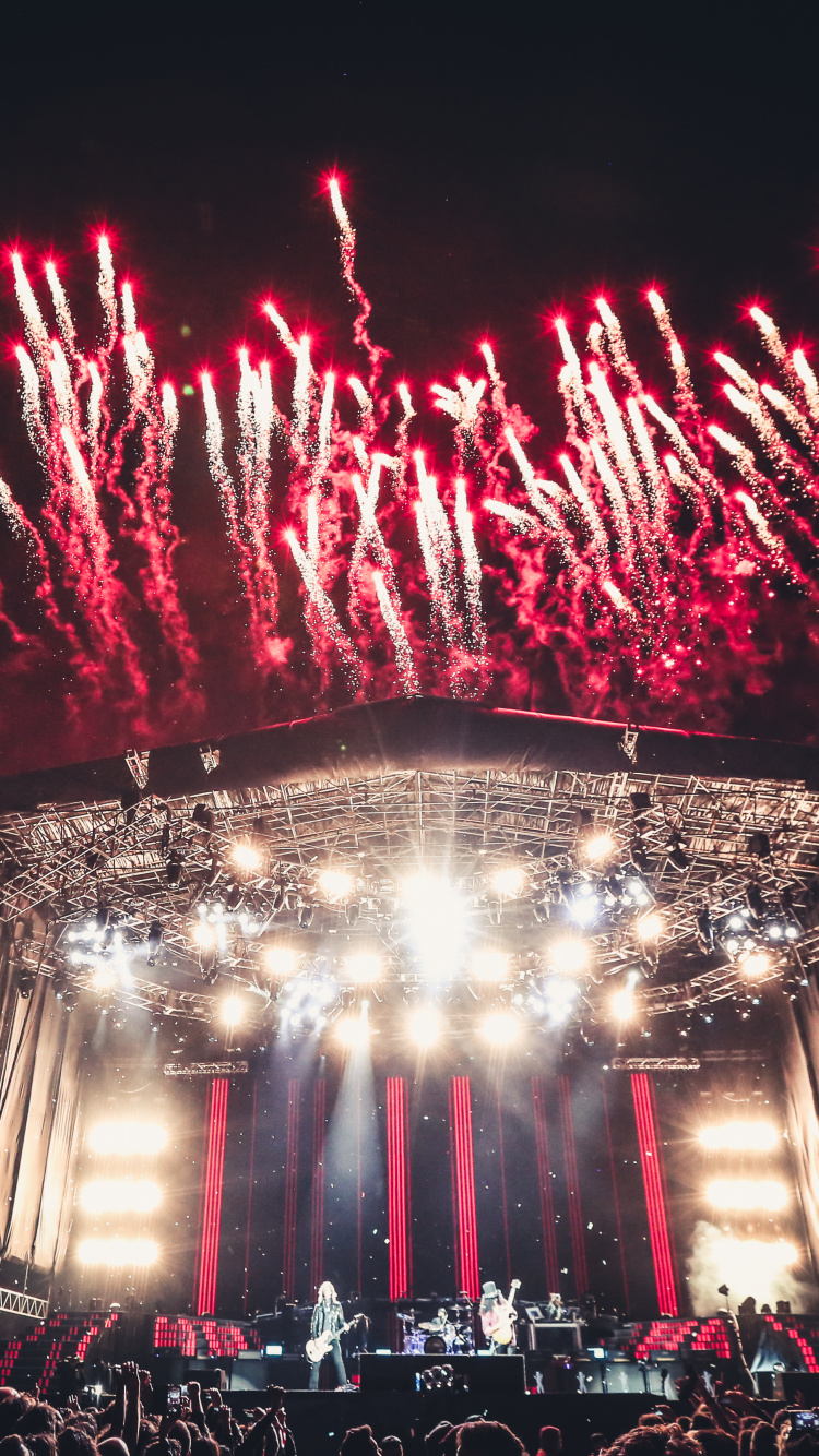 Not in This Lifetime Tour, Guns N Roses, Concert, Fireworks, Event. Wallpaper in 750x1334 Resolution