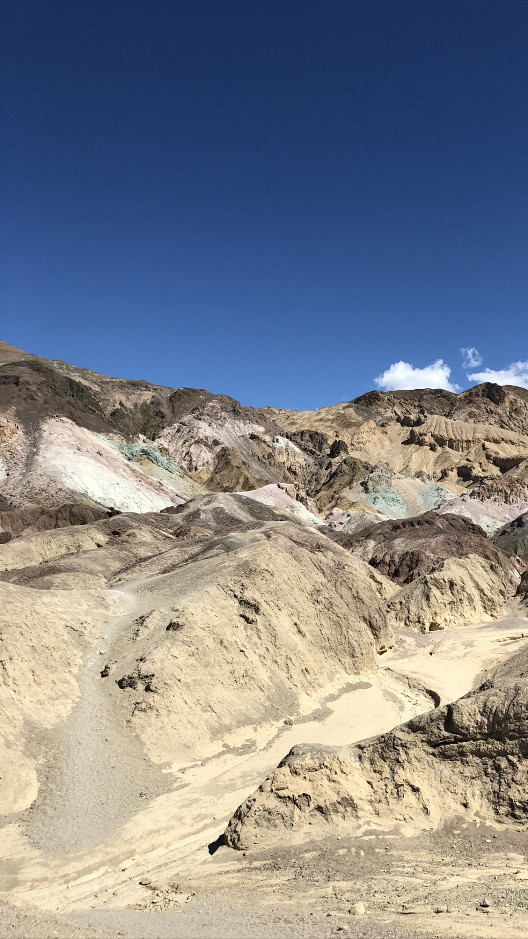 USA, Nevada, Death Valley, Death Valley National Park, Künstler Fahren Und Palette. Wallpaper in 1080x1920 Resolution