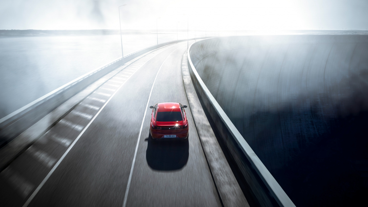 Rotes Auto Tagsüber Unterwegs. Wallpaper in 1280x720 Resolution