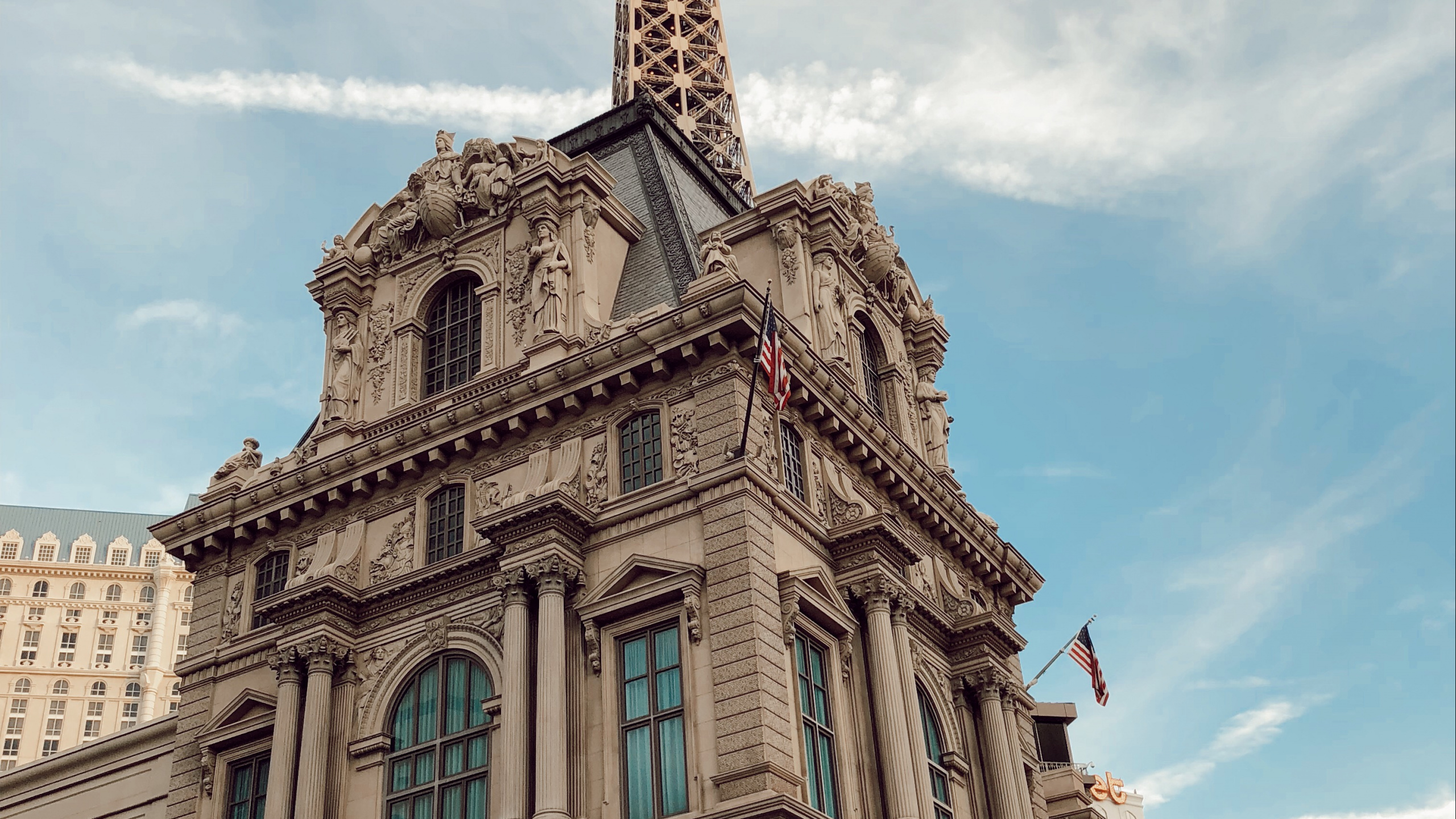 Tourisme, Spire, Fleuron, Site Historique, Attraction Touristique. Wallpaper in 2560x1440 Resolution