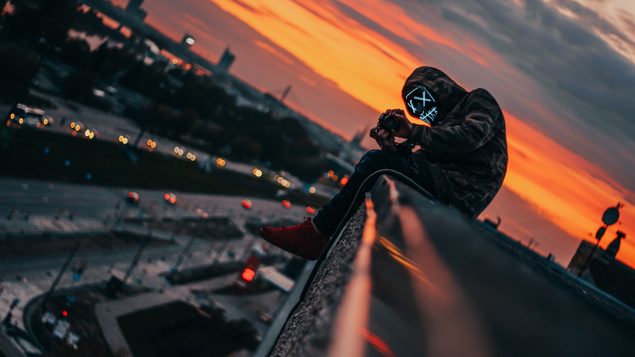 Cloud, Atmosphere, Water, Asphalt, Automotive Lighting. Wallpaper in 2560x1440 Resolution