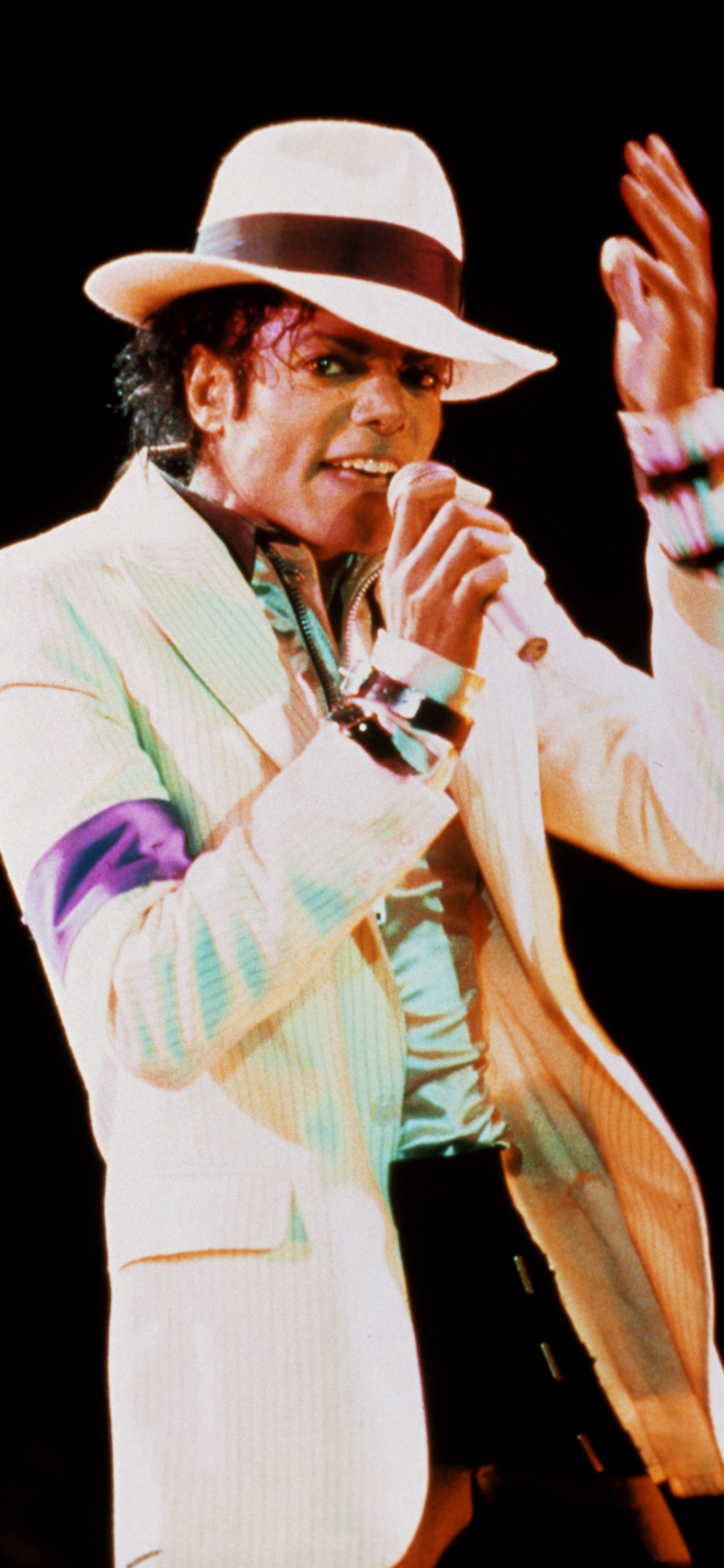 Michael Jackson, Bad, Performance, Music Artist, Performing Arts. Wallpaper in 1125x2436 Resolution