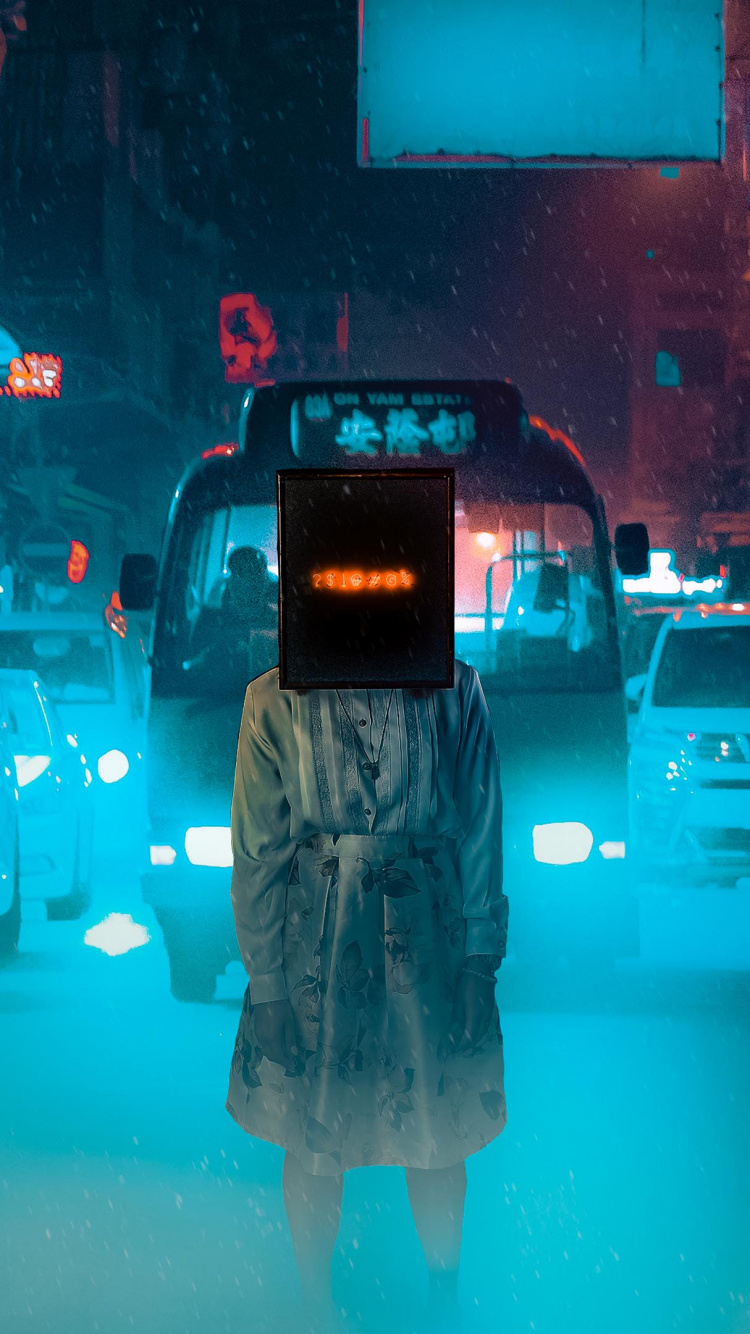 Femme en Veste Noire et Jupe Noire Debout Dans la Rue Pendant la Journée. Wallpaper in 750x1334 Resolution