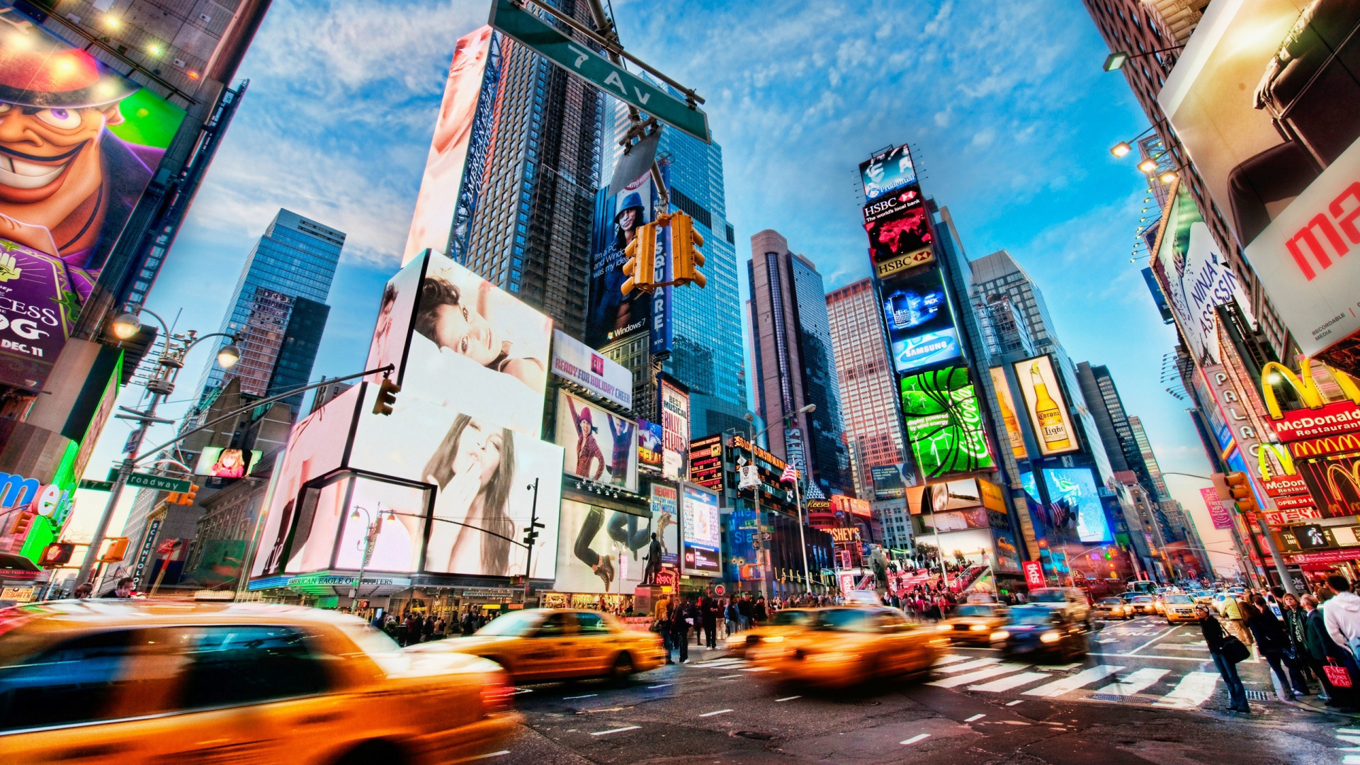 Voitures Sur Route Près Des Immeubles de Grande Hauteur Pendant la Journée. Wallpaper in 1920x1080 Resolution
