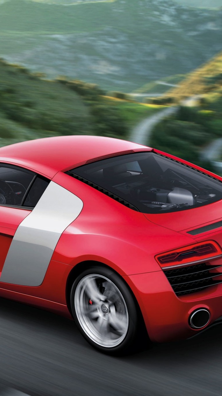 Porsche 911 Rouge et Blanche Sur Route Pendant la Journée. Wallpaper in 720x1280 Resolution