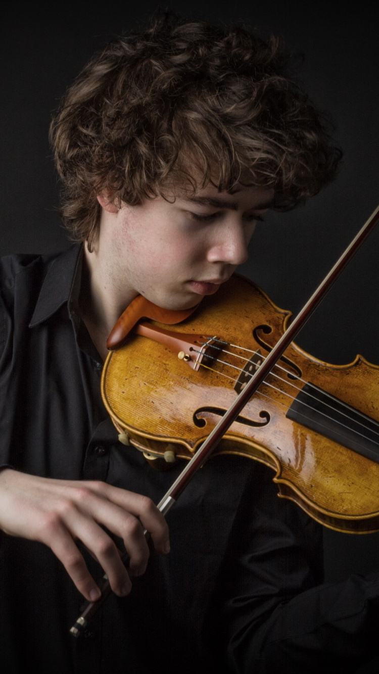 Violin, Violinist, Violist, Musical Instrument, String Instrument. Wallpaper in 750x1334 Resolution