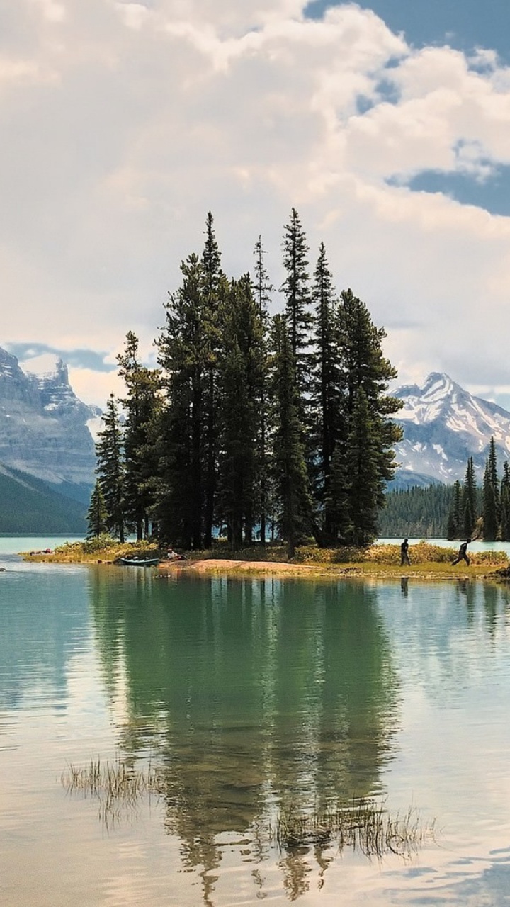 Green Pine Trees Near Lake and Mountains During Daytime. Wallpaper in 720x1280 Resolution