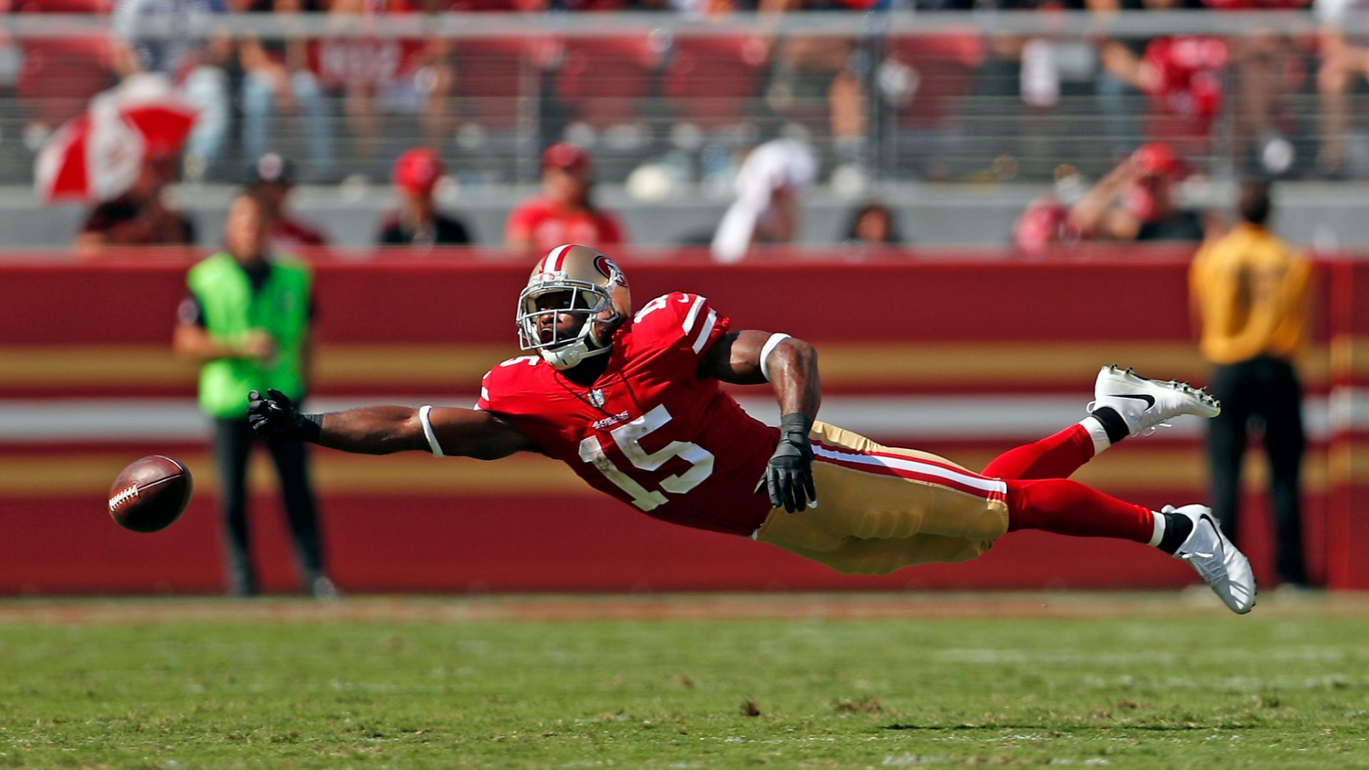 Football Player in Red Jersey Shirt and Helmet. Wallpaper in 1920x1080 Resolution