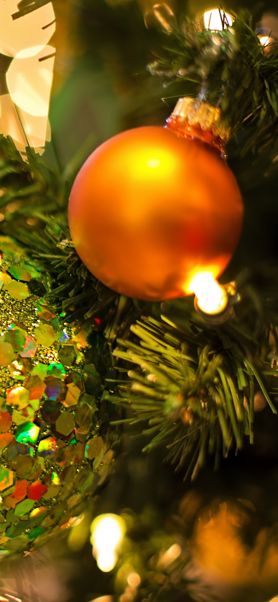 Christmas Day, Christmas Lights, Christmas Ornament, Christmas, Tree. Wallpaper in 1125x2436 Resolution