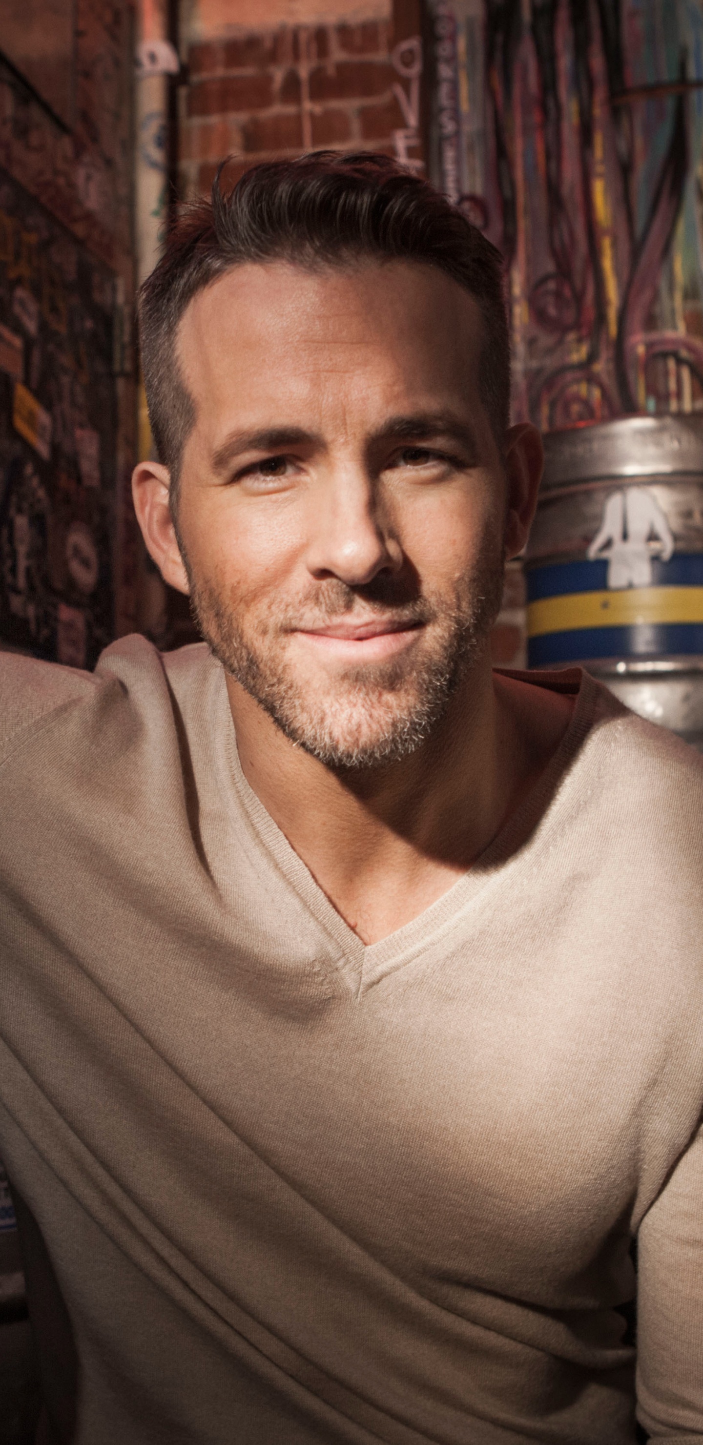 Ryan Reynolds, Deadpool, Actor, Celebrity, Film. Wallpaper in 1440x2960 Resolution