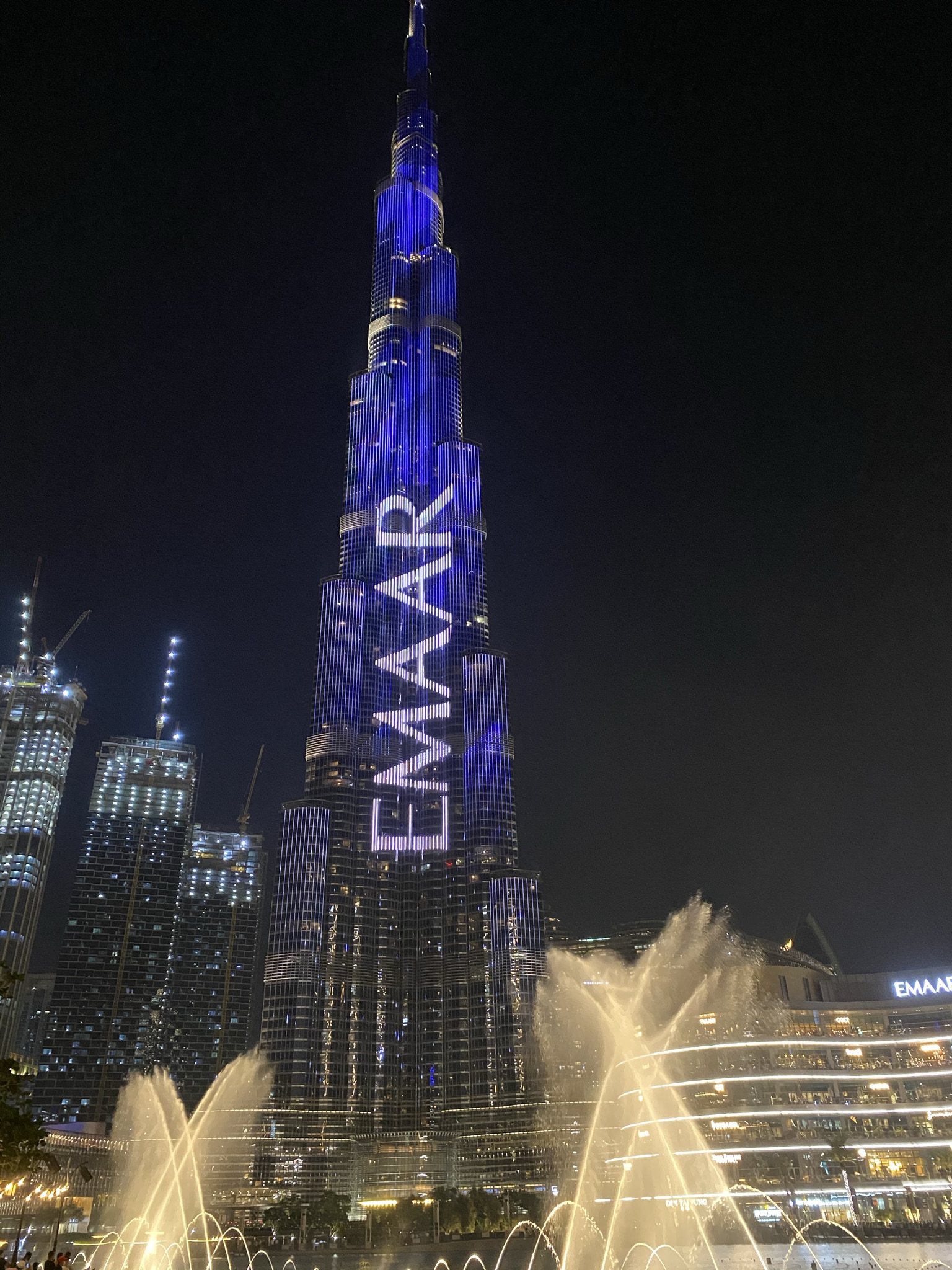 burj khalifa at night wallpaper