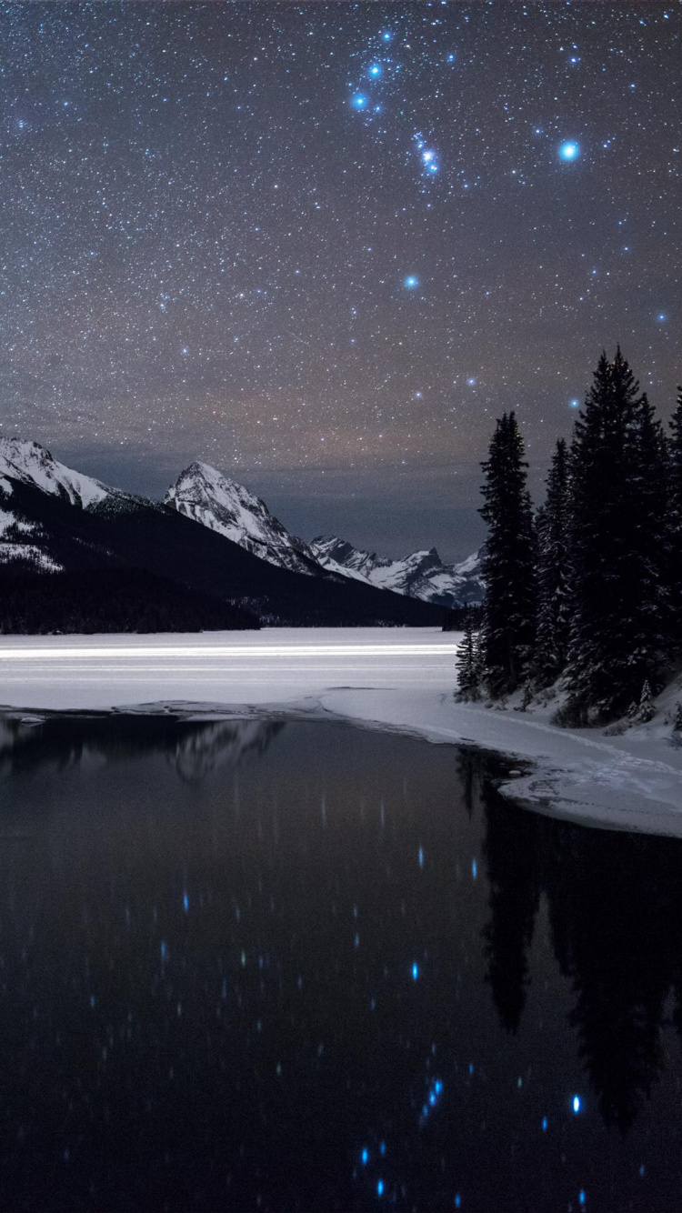 Jasper, le Lac Maligne, le Parc National De, Nature, Neige. Wallpaper in 750x1334 Resolution