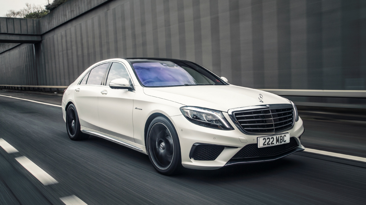 Silver Mercedes Benz Coupe on Road. Wallpaper in 1280x720 Resolution