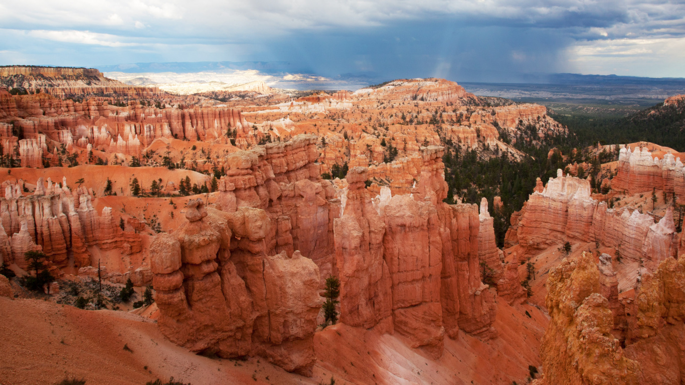 Brown Rock Formation Under Blue Sky During Daytime. Wallpaper in 1366x768 Resolution