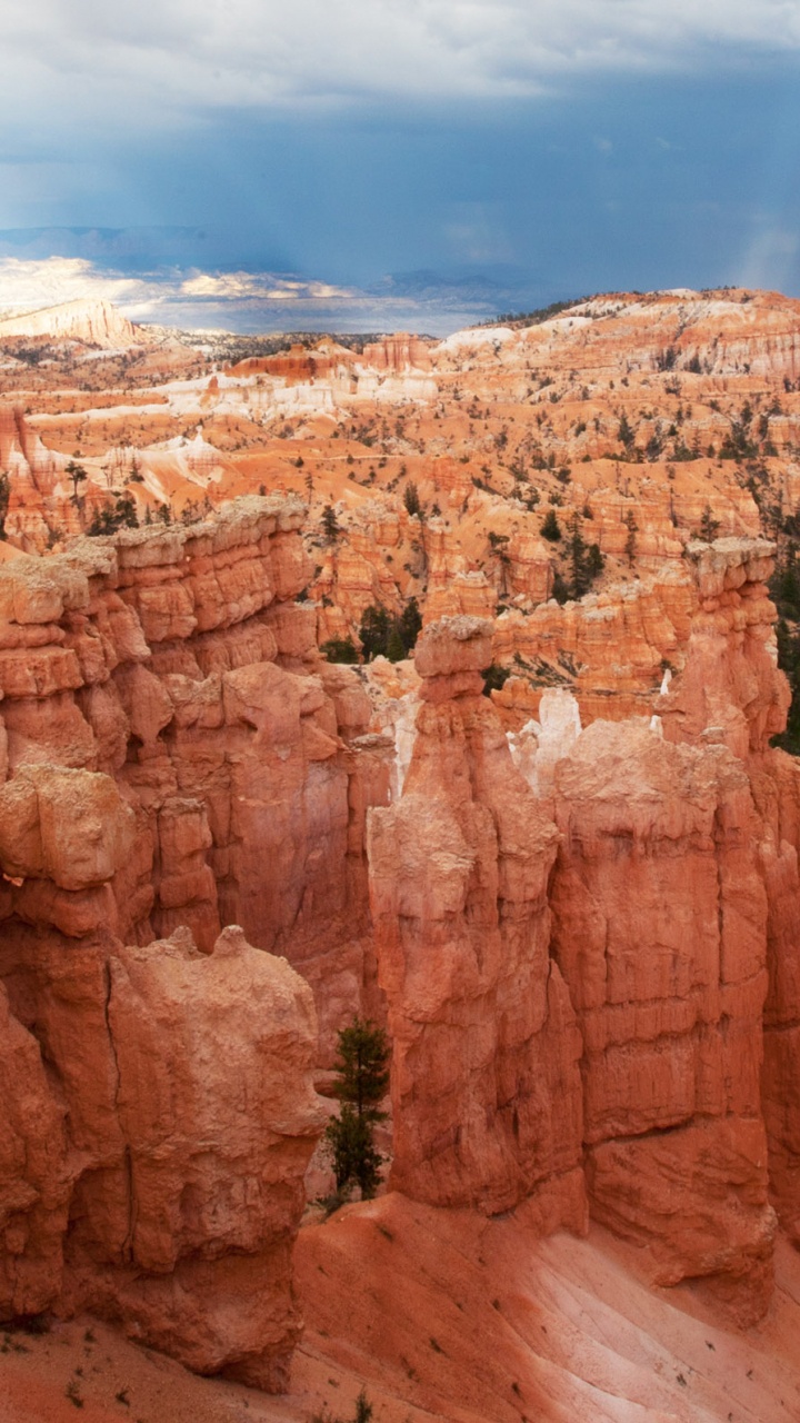 Brown Rock Formation Under Blue Sky During Daytime. Wallpaper in 720x1280 Resolution