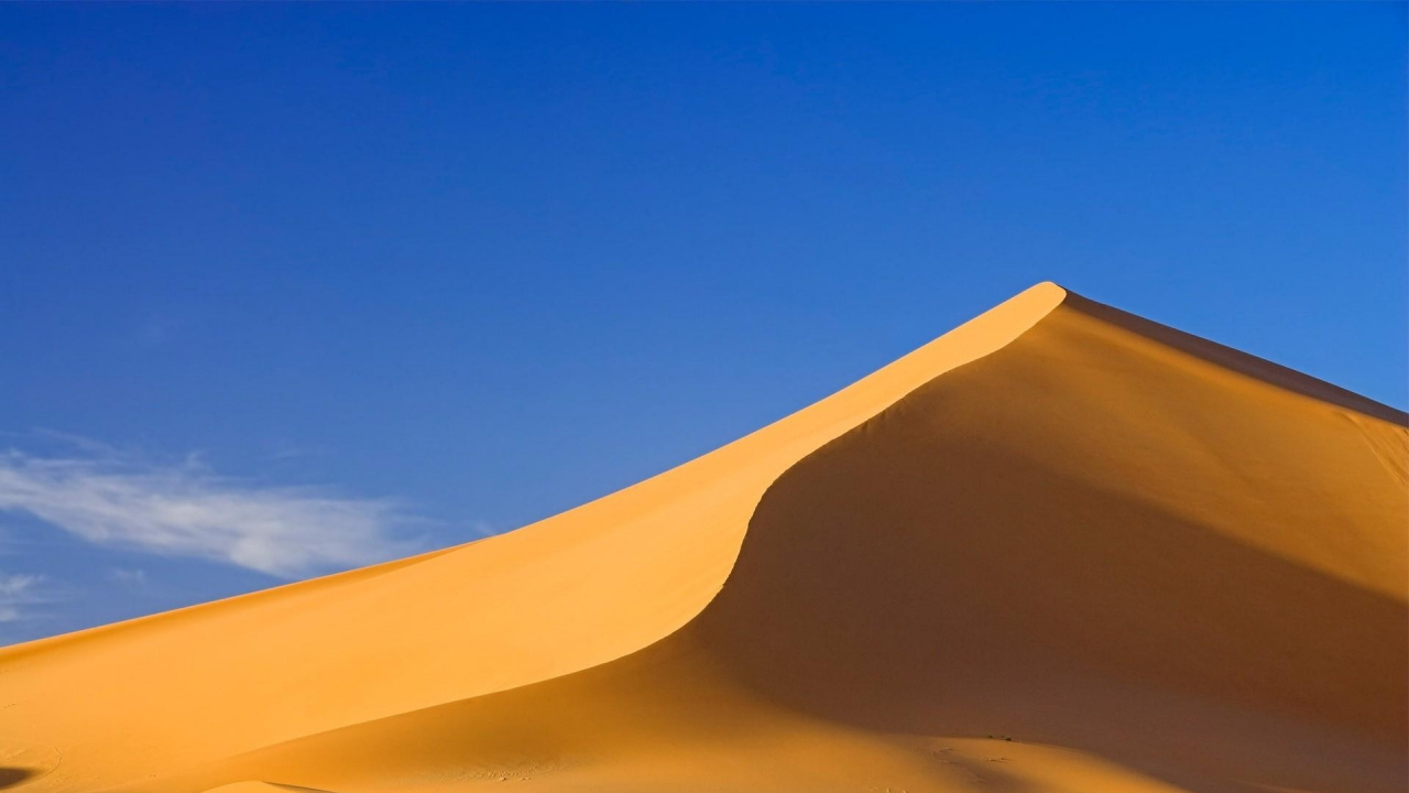 Brown Desert Under Blue Sky During Daytime. Wallpaper in 1280x720 Resolution