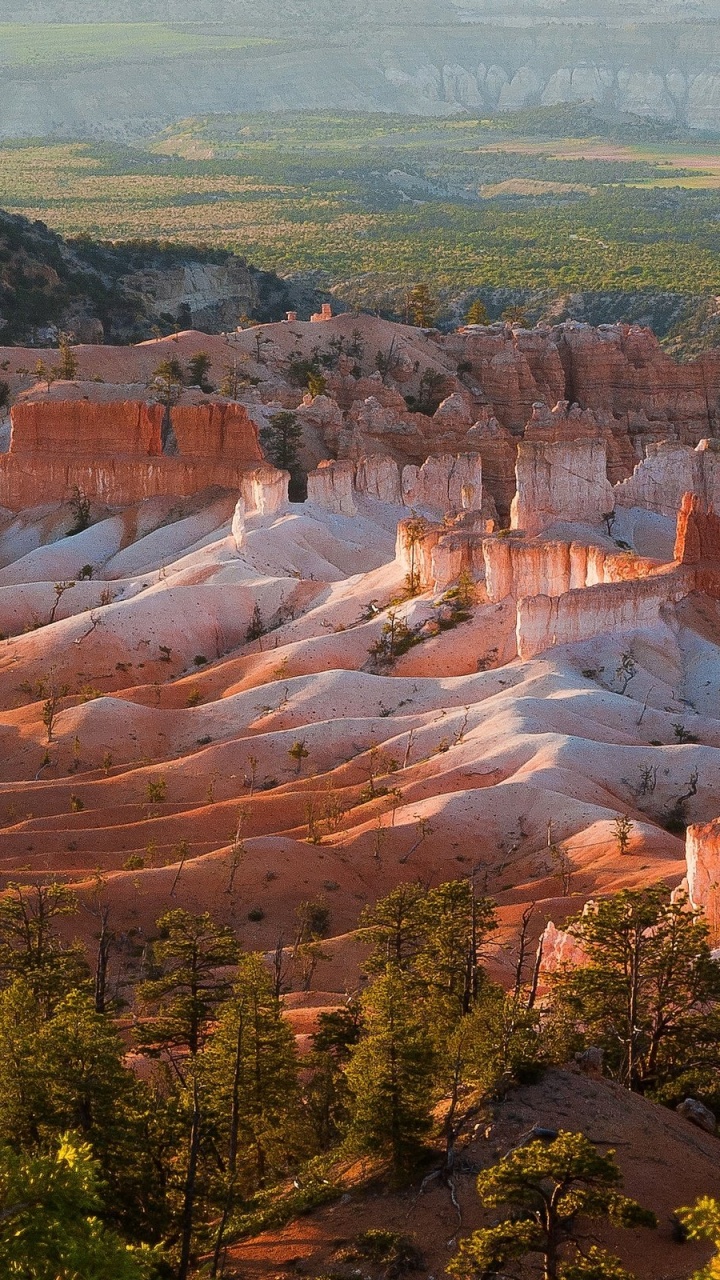 Brown Rock Formation During Daytime. Wallpaper in 720x1280 Resolution