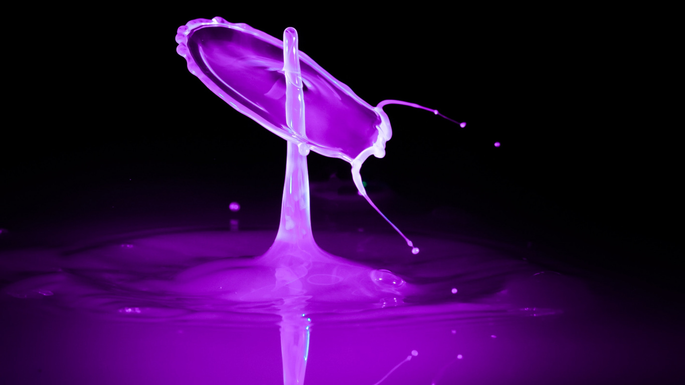 Purple and White Light Illustration. Wallpaper in 1366x768 Resolution