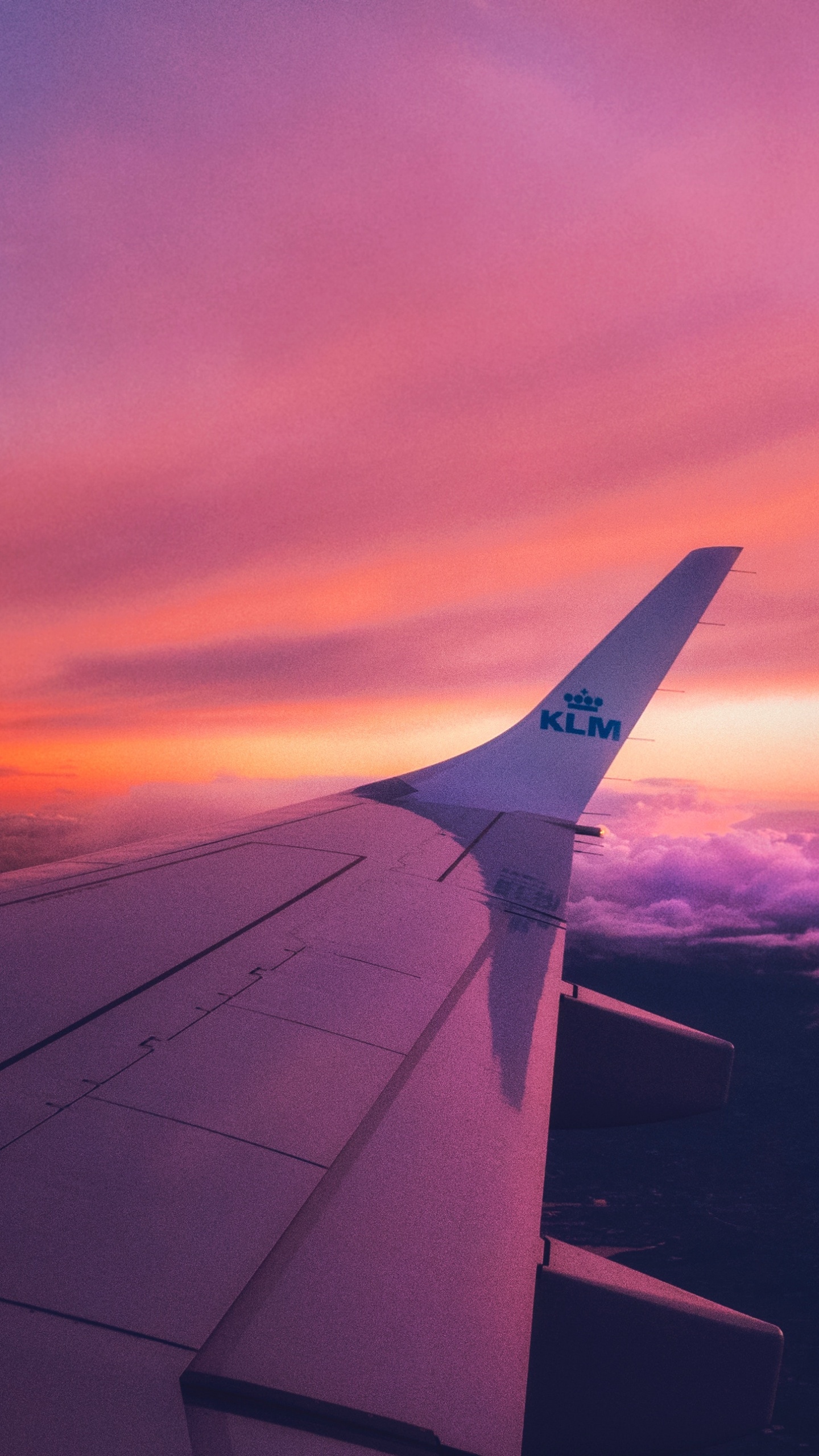 White Airplane Wing During Sunset. Wallpaper in 1440x2560 Resolution