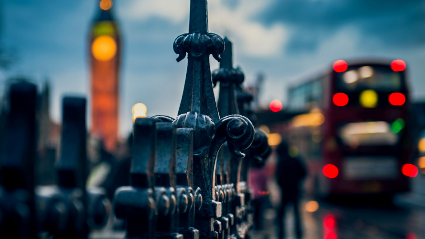 Black Metal Train Rail During Daytime. Wallpaper in 1366x768 Resolution