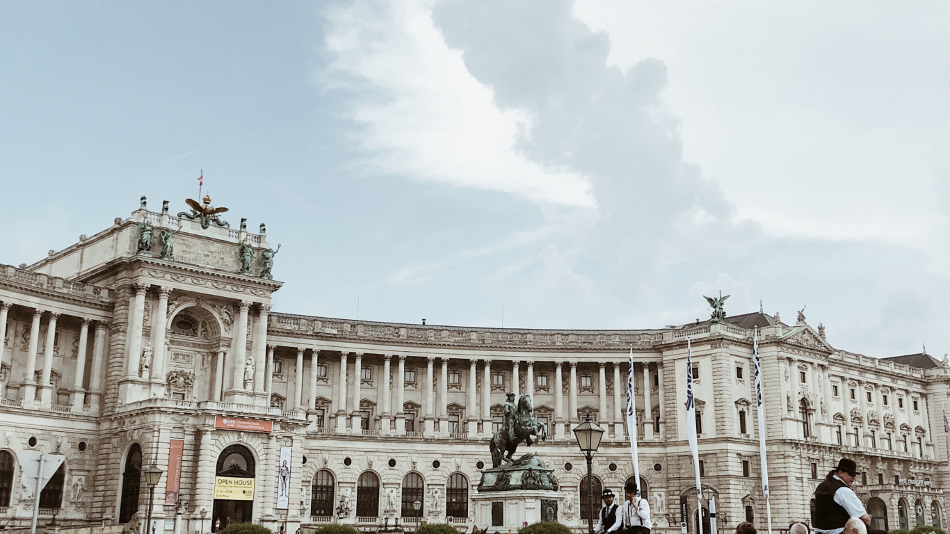 Hofburg Imperial Palace, Carriage, Horse, Horse Harness, Horse and Buggy. Wallpaper in 1366x768 Resolution