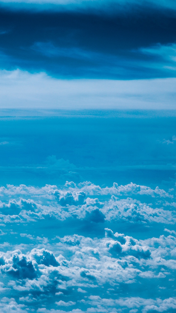 White Clouds and Blue Sky. Wallpaper in 720x1280 Resolution