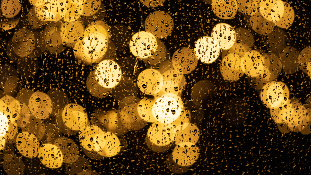 Yellow Light on Black Background. Wallpaper in 1280x720 Resolution