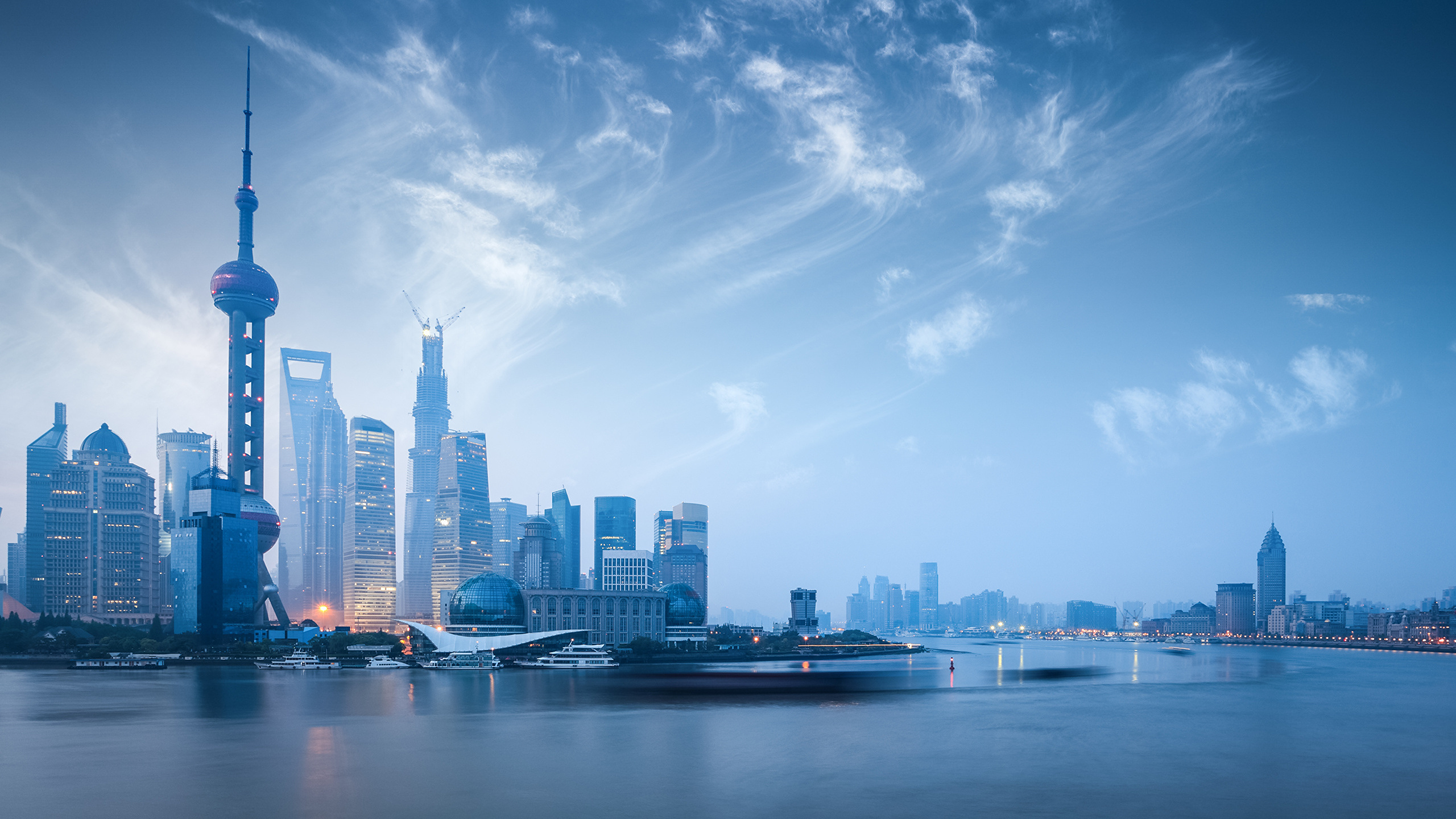 City Skyline Under Blue Sky During Daytime. Wallpaper in 2560x1440 Resolution