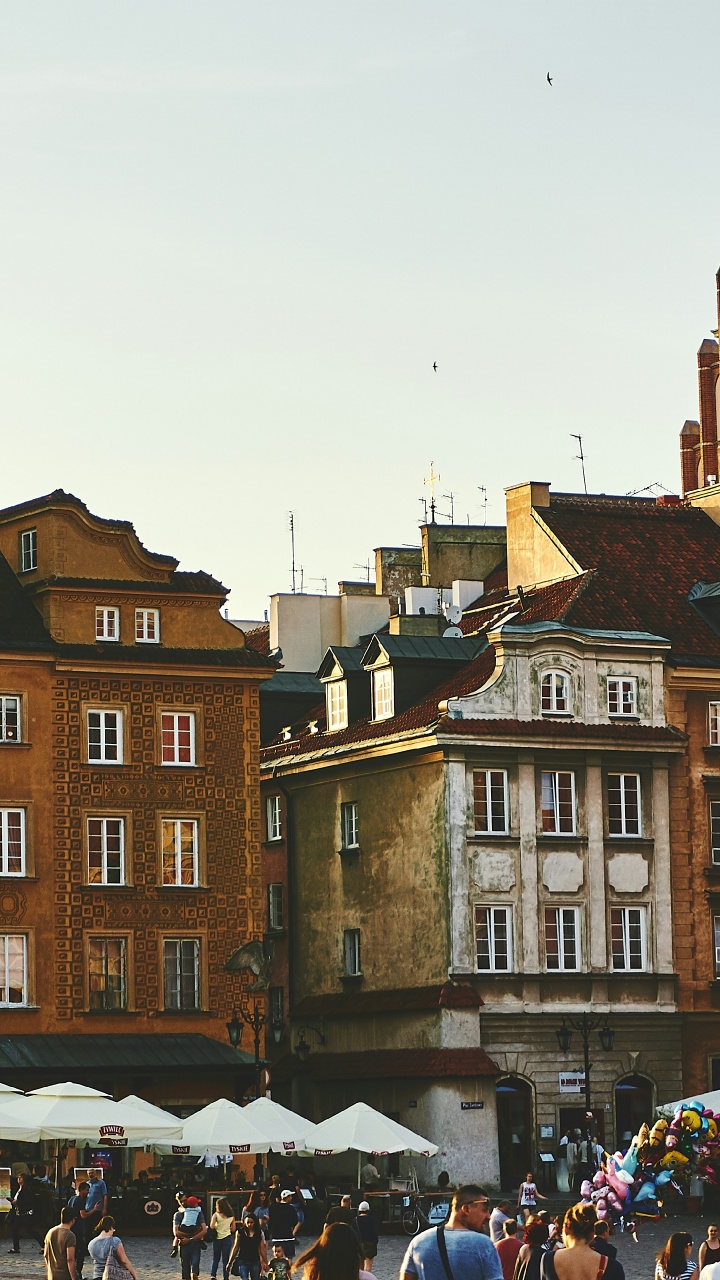 Buildings Europe, Building, Tourism, Travel, Oki Doki Hostel. Wallpaper in 720x1280 Resolution