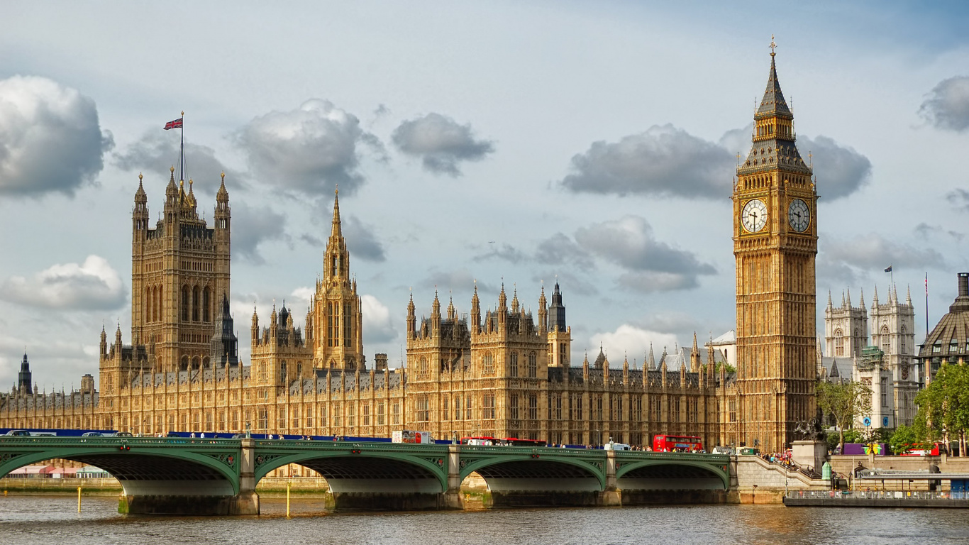 Big Ben Under Cloudy Sky During Daytime. Wallpaper in 1366x768 Resolution