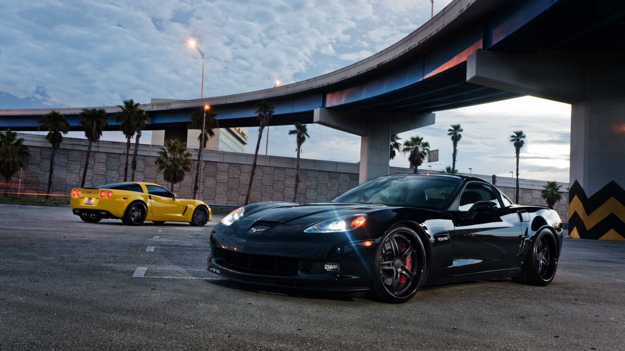 Porsche 911 Negro Estacionado en el Estacionamiento. Wallpaper in 1280x720 Resolution