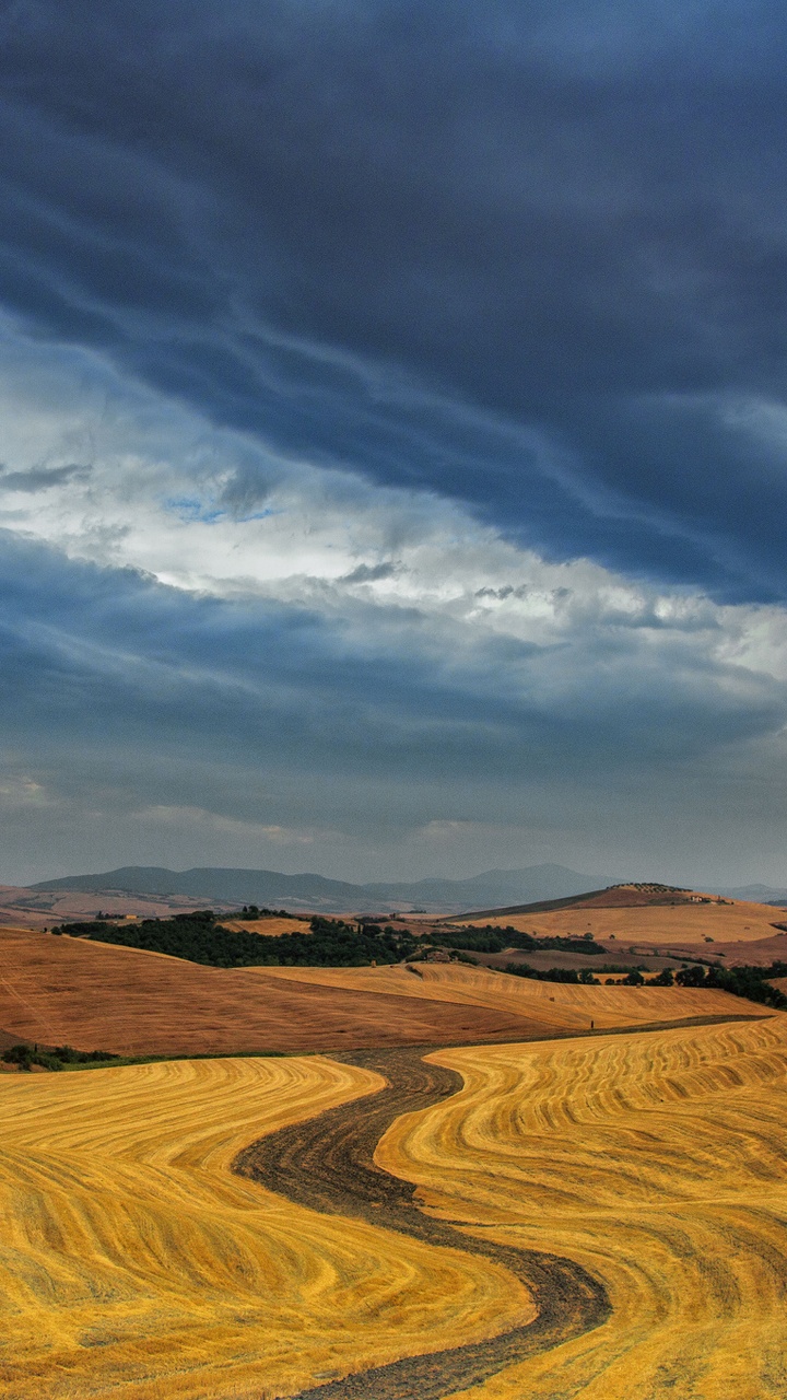 Brown Sand Under Cloudy Sky During Daytime. Wallpaper in 720x1280 Resolution