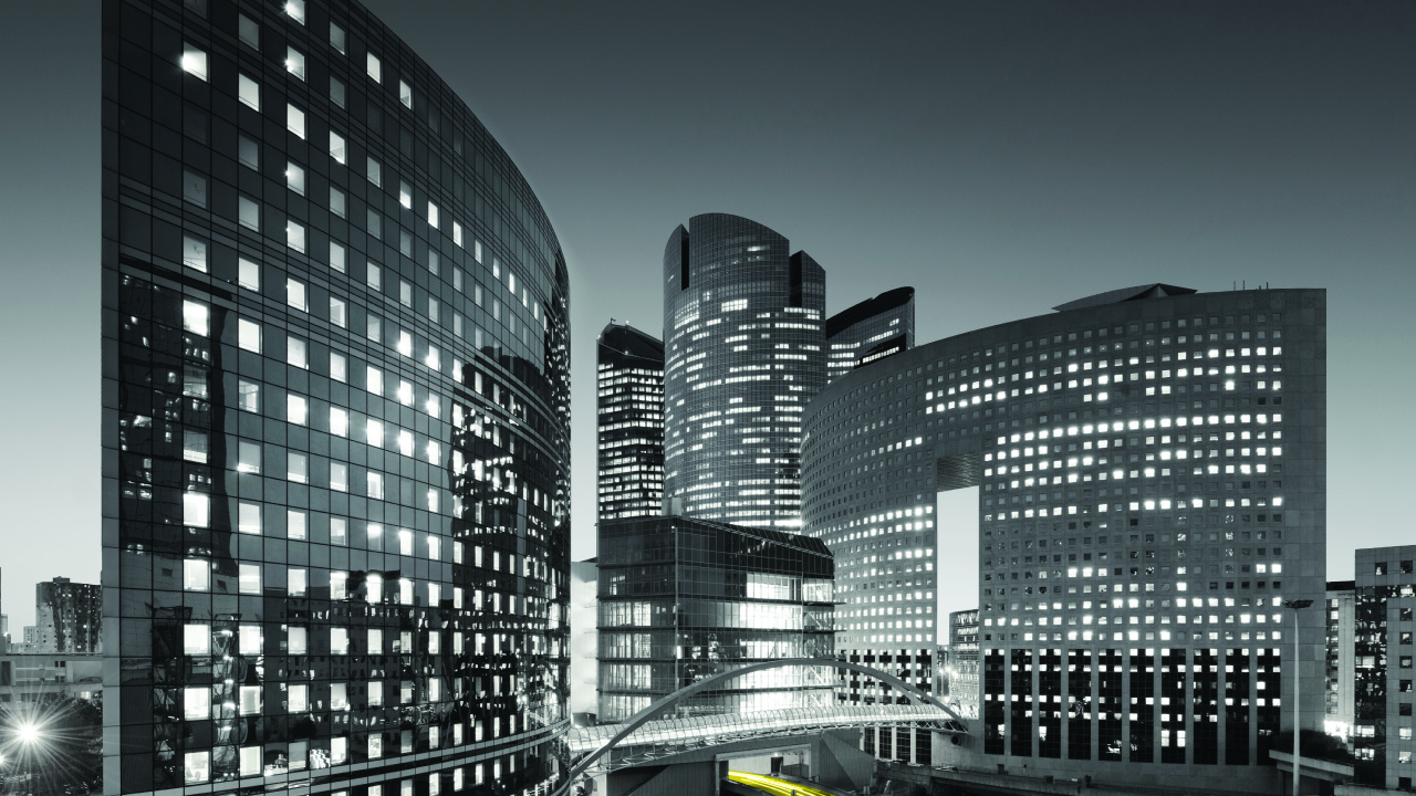 Fotografía de Lapso de Tiempo de Los Edificios de la Ciudad Durante la Noche. Wallpaper in 1280x720 Resolution