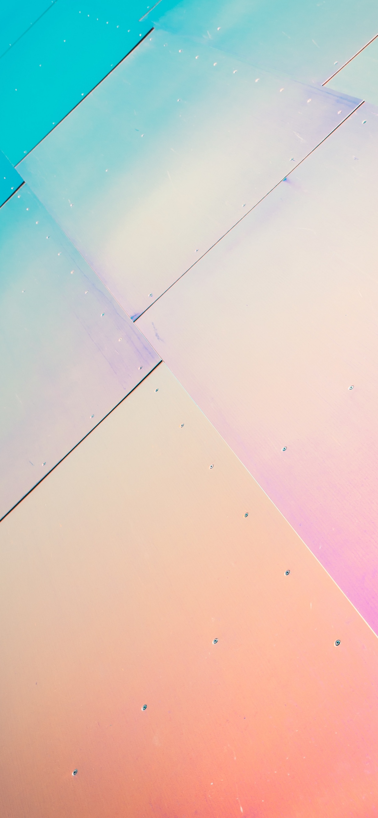 Blau-rosa Holzschrank. Wallpaper in 1242x2688 Resolution