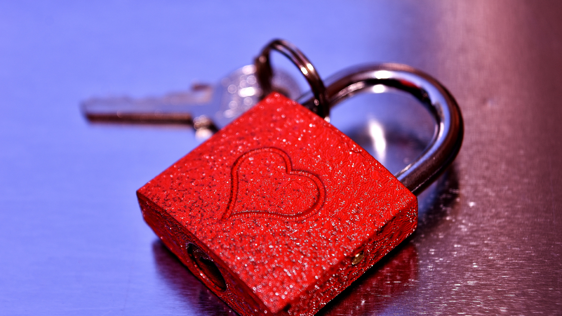 Heart, Red, Keychain, Fashion Accessory, Padlock. Wallpaper in 1920x1080 Resolution