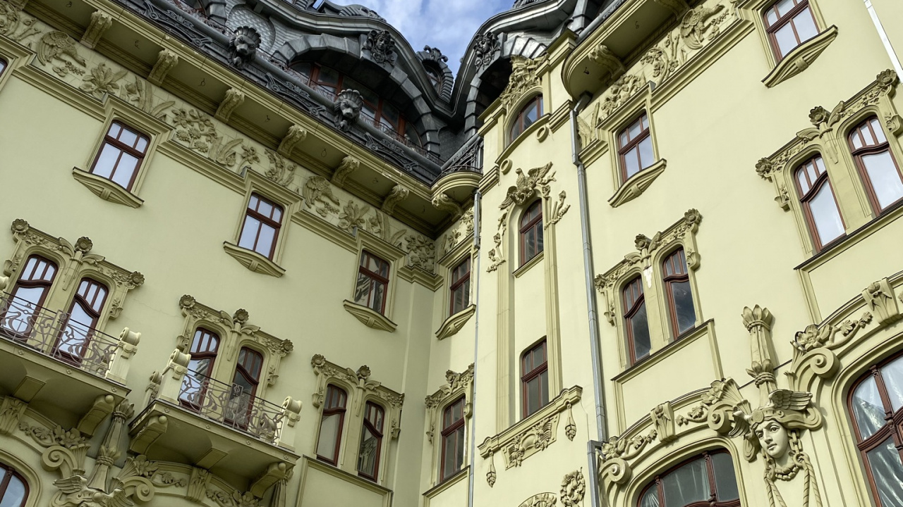 Landmark, Nature, Blue, Architecture, Lighting. Wallpaper in 1280x720 Resolution