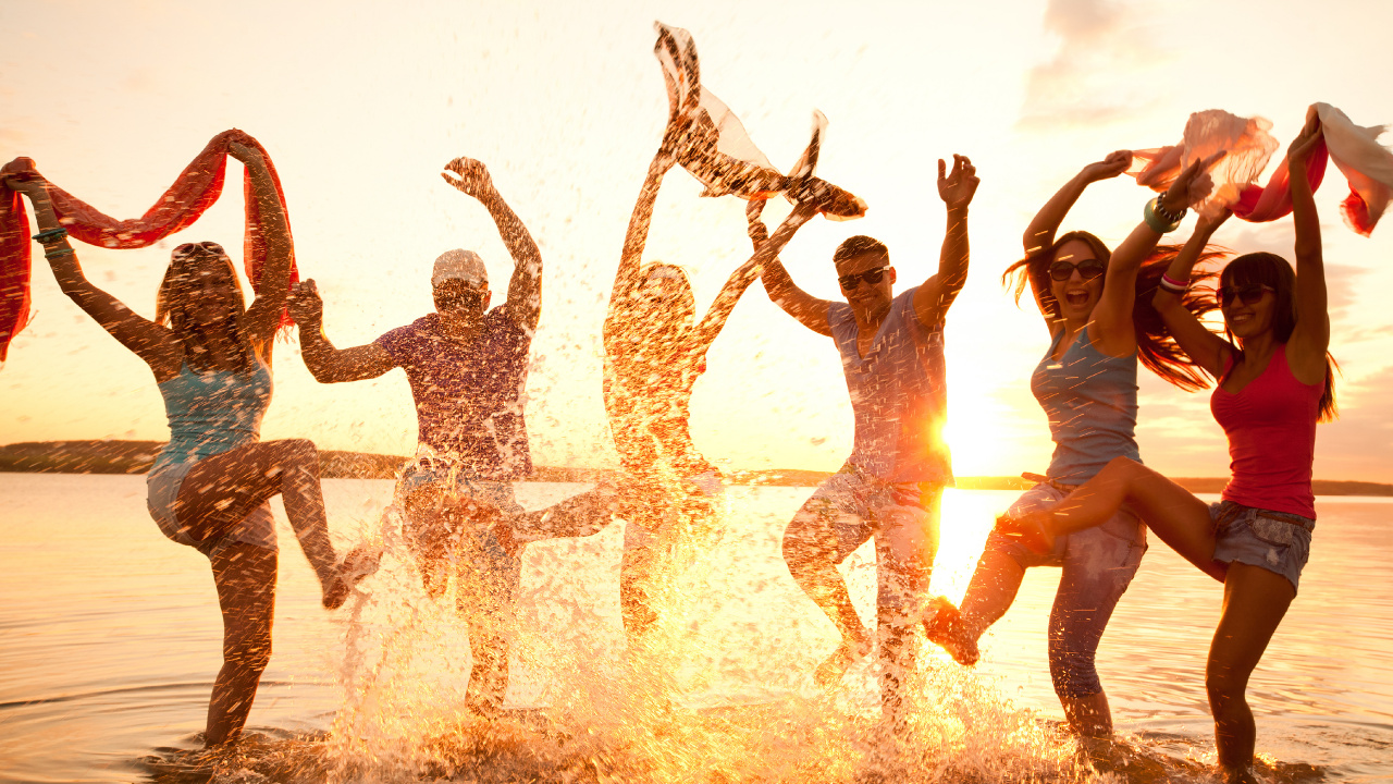 Spaß, Freundschaft, Wasser, Sommer, Urlaub. Wallpaper in 1280x720 Resolution