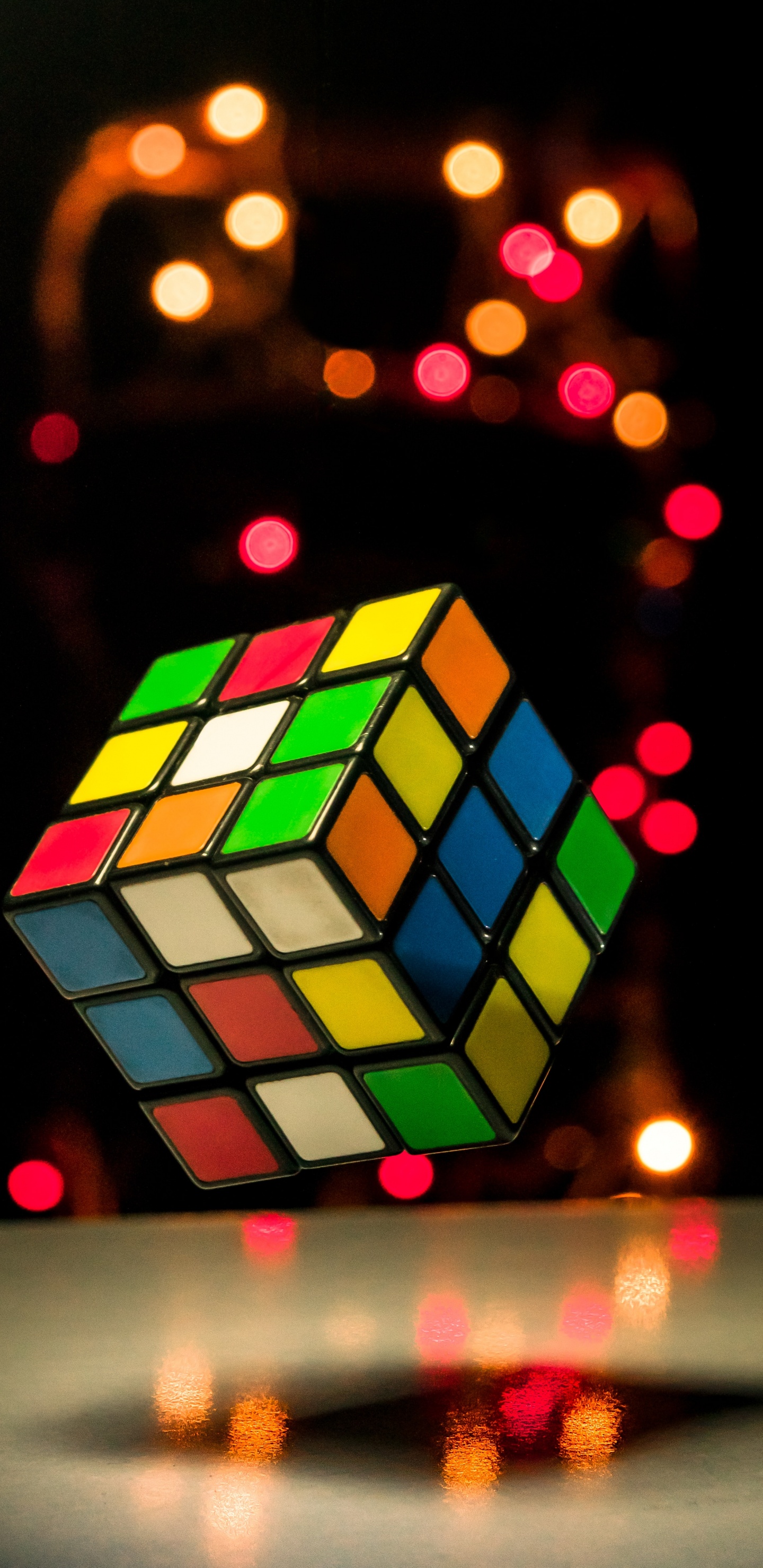 Cubo de 3 x 3 Rubiks. Wallpaper in 1440x2960 Resolution