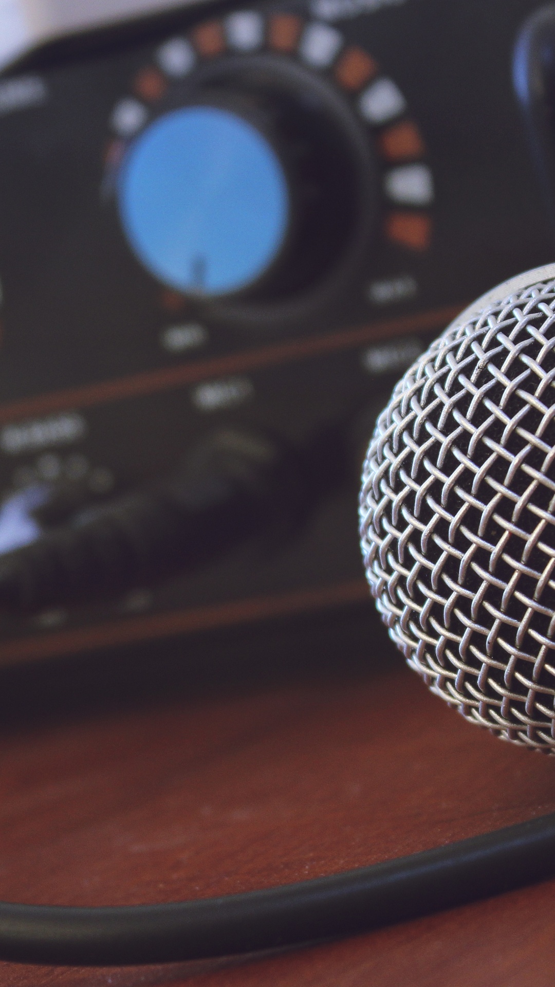 Microphone, Audio Equipment, Electronics, Technology, Electronic Device. Wallpaper in 1080x1920 Resolution