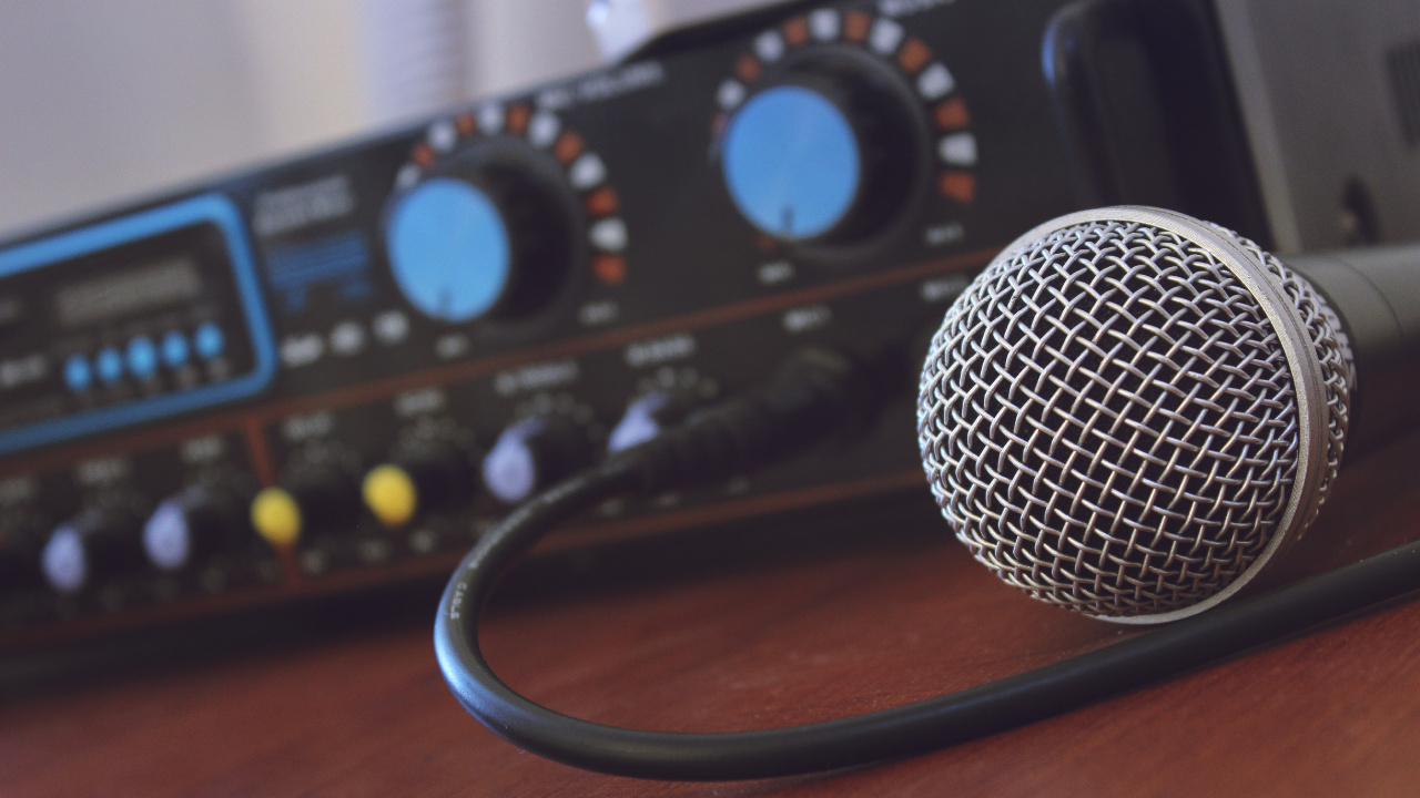 Microphone, Audio Equipment, Electronics, Technology, Electronic Device. Wallpaper in 1280x720 Resolution