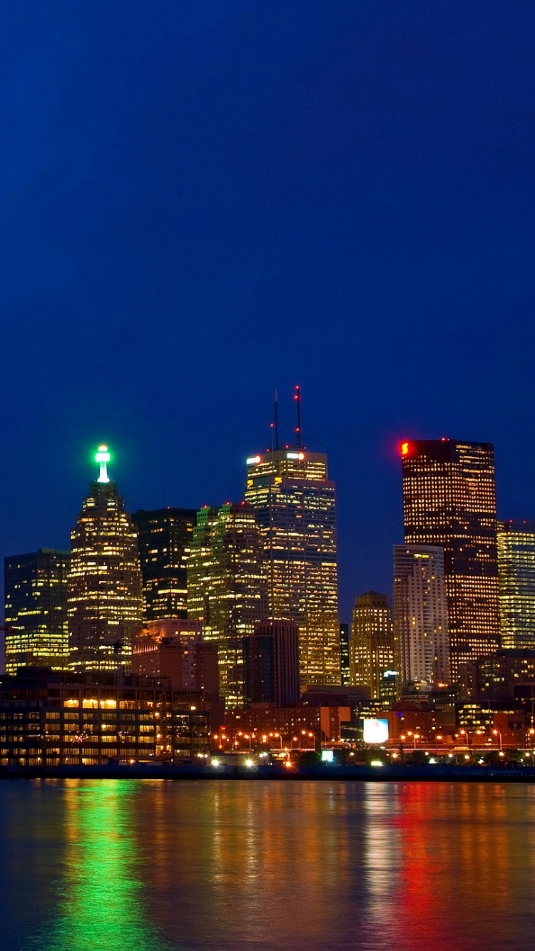 Skyline Der Stadt Bei Nacht Night. Wallpaper in 750x1334 Resolution