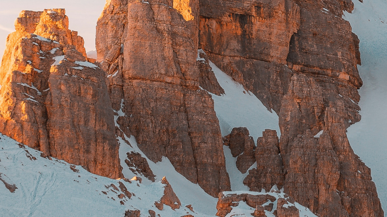 Ios 16, Neige, Paysage Naturel, Highland, Pente. Wallpaper in 1280x720 Resolution