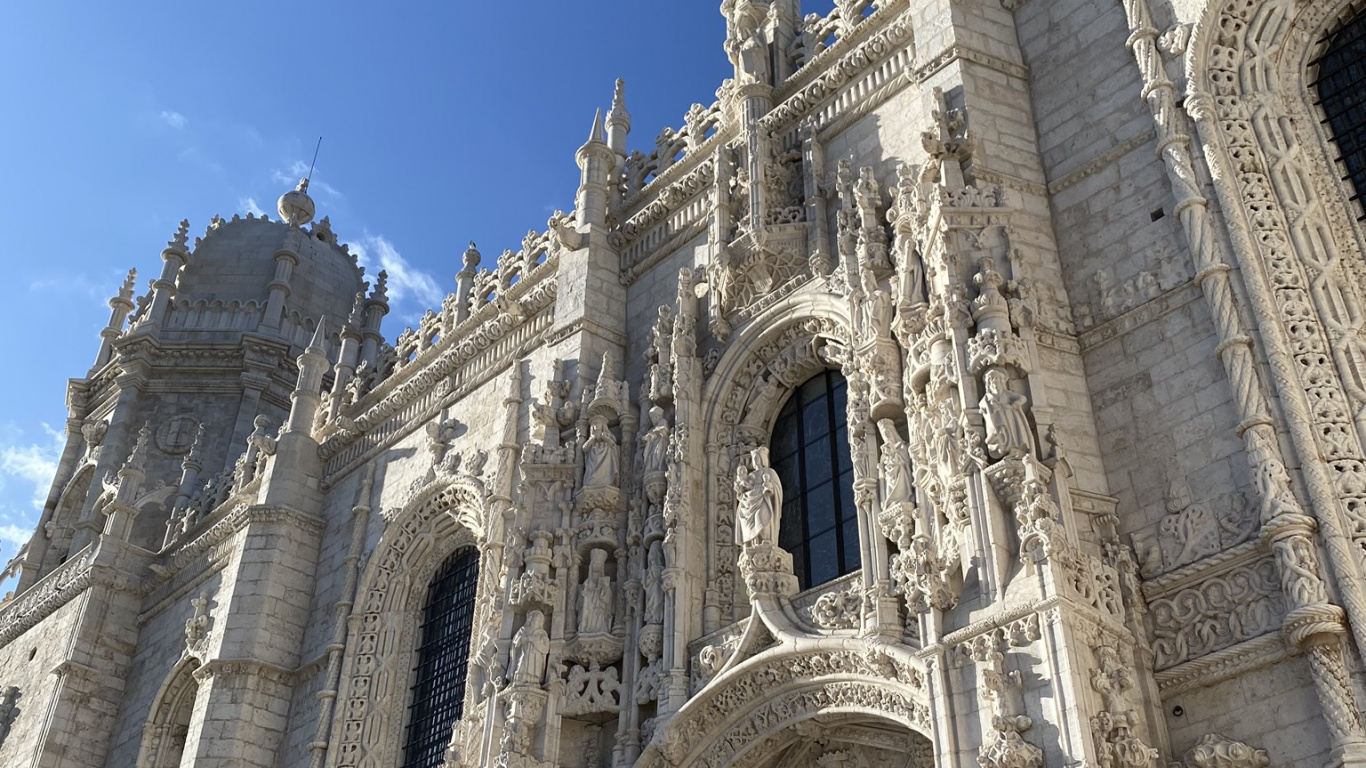 Jernimos Monastery, Archaeological Site, Ancient History, Medieval Architecture, Basilica. Wallpaper in 1366x768 Resolution