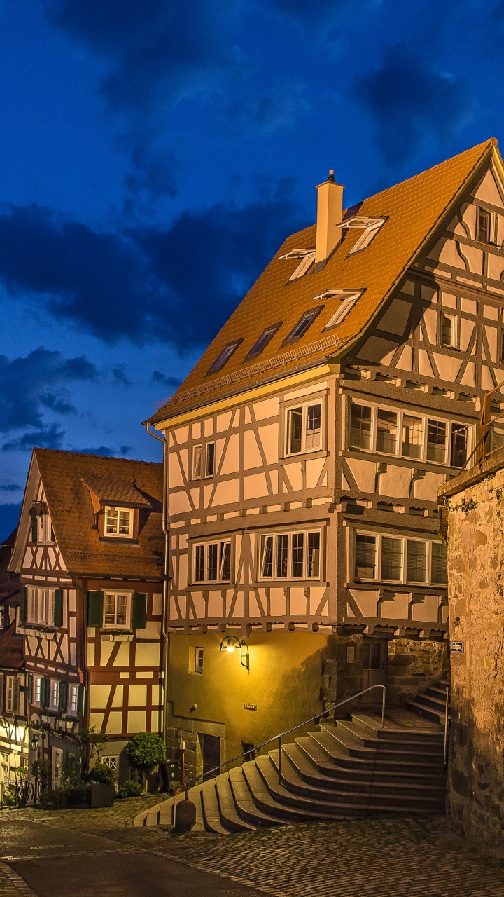 Bâtiment, Fenêtre, Lumière, Façade. Wallpaper in 720x1280 Resolution